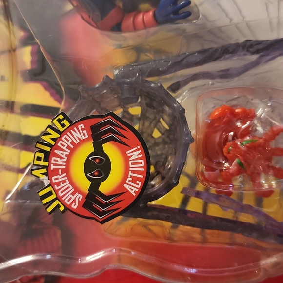Collectable Spider-Man Flip 'N Trap - Picture 2 of 8